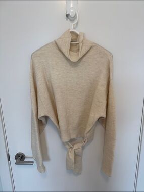 Wilfred Lorin Sweater